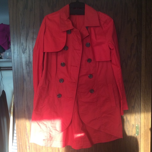 CAbi red trench coat and vest. Style 334. Medium. - Picture 4 of 6